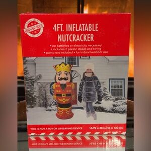 NIB - 4’ Inflatable Nutcracker